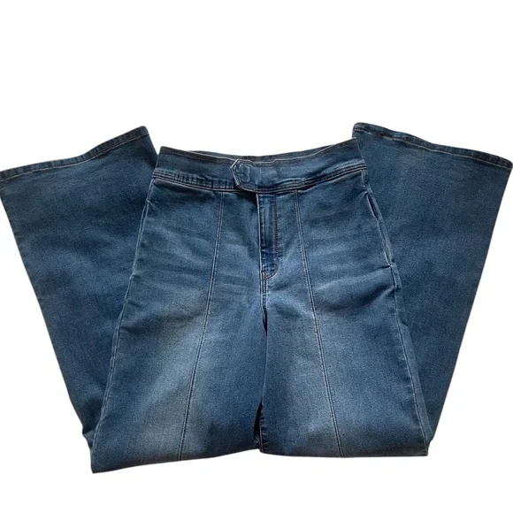 A Loves A high-waisted, wide-leg stretch denim blue jeans, size 29 - Picture 2 of 7